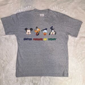 United Colors Of Benetton United Friends Of Disney Gray Graphic Tshirt Size S-M